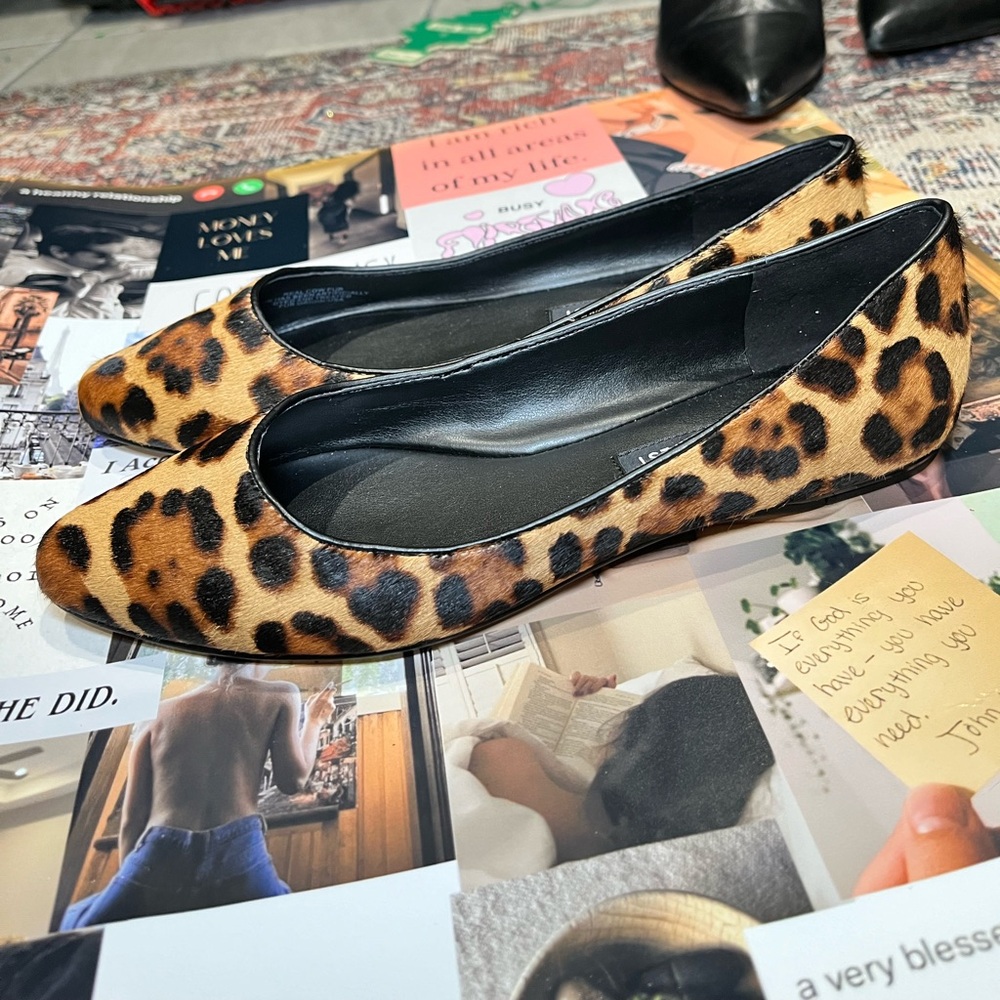NINE WEST Women's Ballet Flat Shoes Natural Multi Cheetah Pony Low Heel 6 M